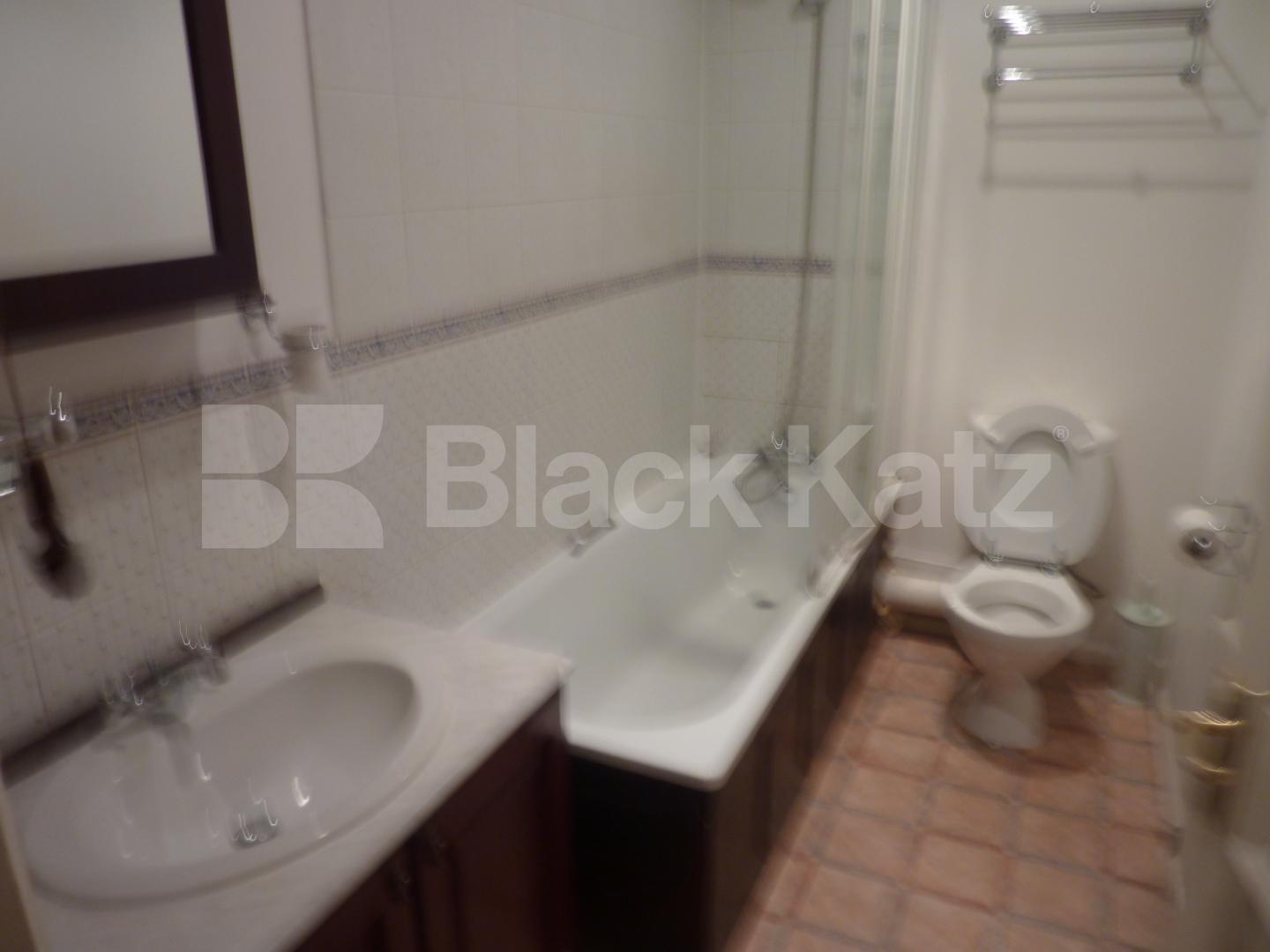 			MUST SEE!, 2 Bedroom, 1 bath, 1 reception Flat			 Devonshire Place, REGENTS PARK